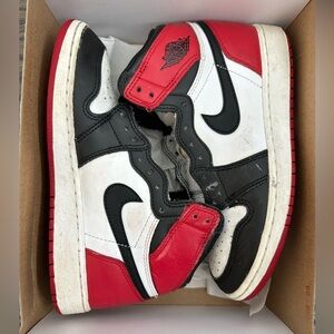 Nike Air Jordan 1 High Black Toe 2016 Size 4Y